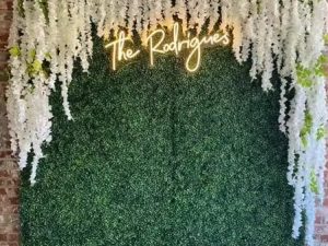 Easy to Maintain Artificial Grass Wall - Durable and Vivid Plant Decoration