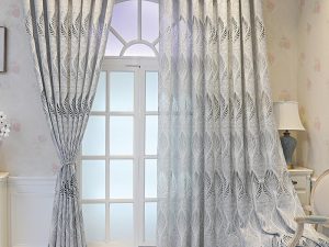 Simple Modern Leaf Screen Curtain – Elegant Minimalist Design